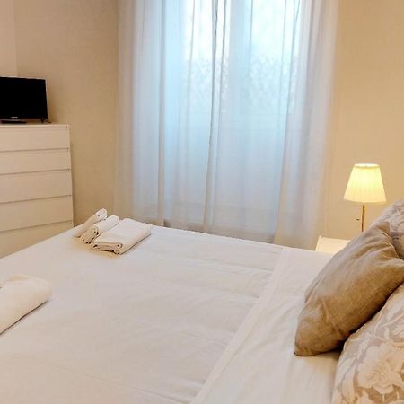 Bbhome Stylish Gold Apartment Near Trastevere Station ローマ エクステリア 写真