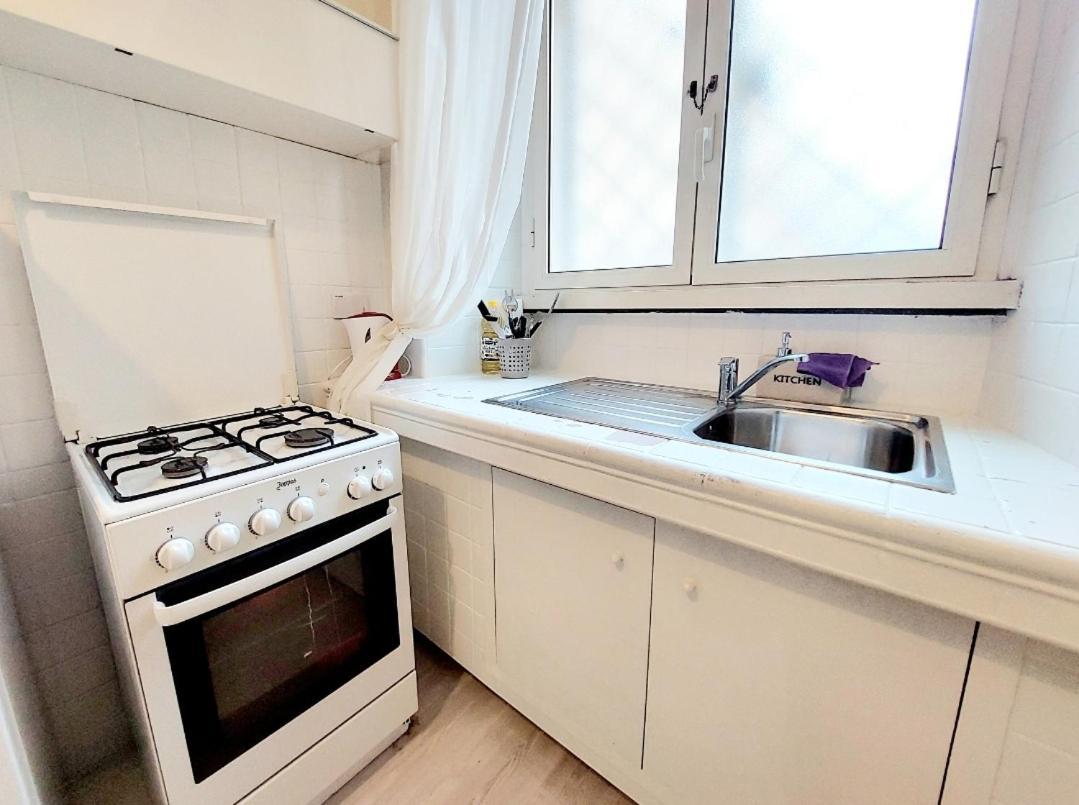 Bbhome Stylish Gold Apartment Near Trastevere Station ローマ エクステリア 写真